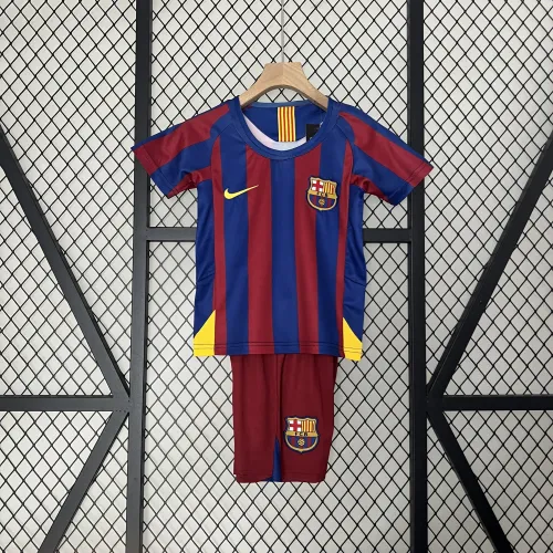Retro 2005/06  Barcelona  Home Kids Kit