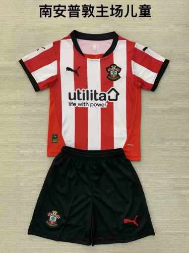24/25 Southampton Home Kids Kit