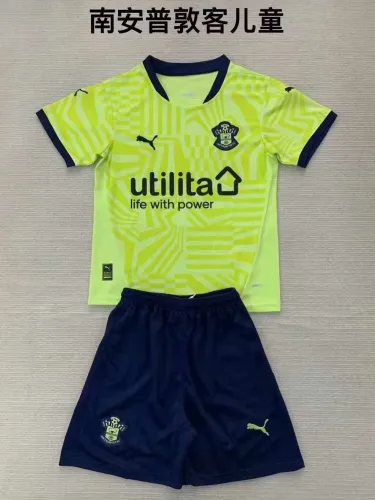 24/25 Southampton Away Kids Kit