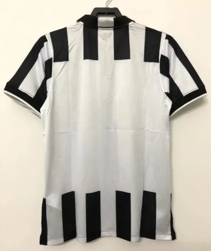 Retro Juventus 14/15 Home Jersey