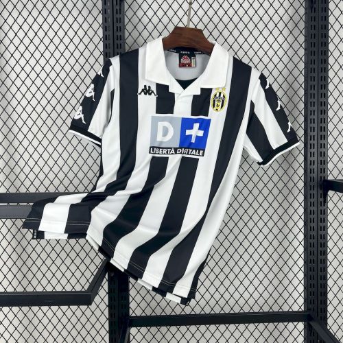 Retro 1999/00 Juventus Home