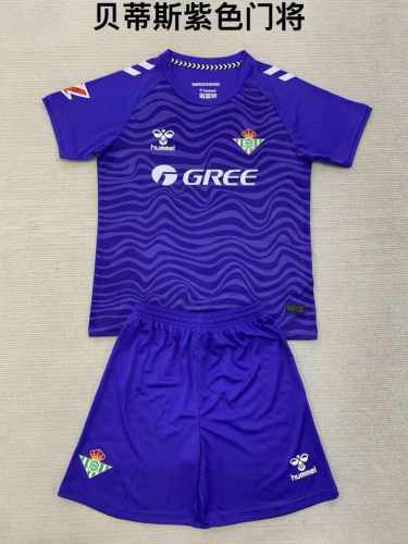 24/25 Betis Gaolkeeper Adult Uniform
