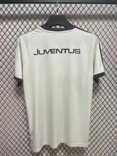Fan Version | 24/25 Juventus Goalkeeper Jersey