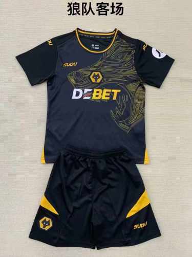 24/25 Wolves Away  Adult Uniform