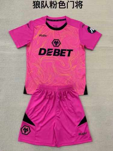 24/25 Wolves Goalkeeper  Kids Kit