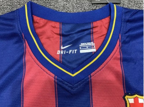Retro 2009/10 Barcelona Home jersey