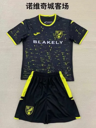 24/25 Norwich City  Away Kid Kit