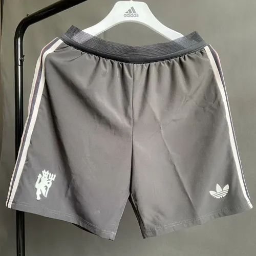 24/25 Manchester United 3rd away Shorts player
