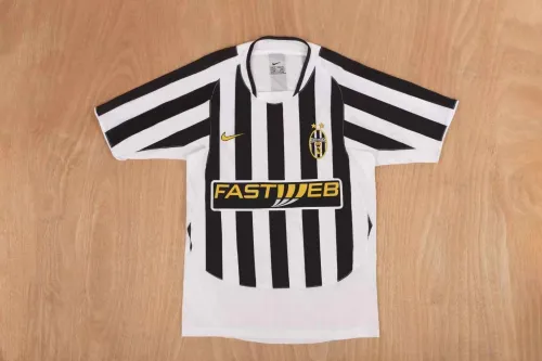 Retro Juventus 03/04 Home Jersey