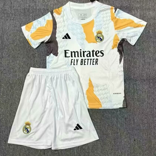24/25 Real Madrid Training kids kit