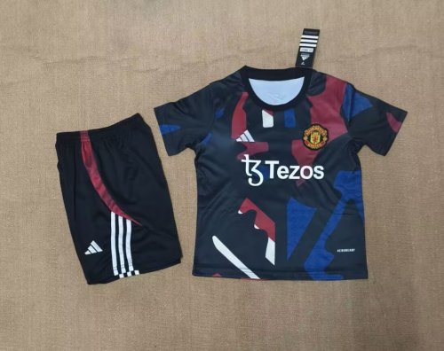 24/25 Manchester United Color Kids Kit