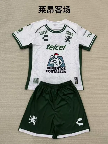 24/25 Leon Away Kids Kit