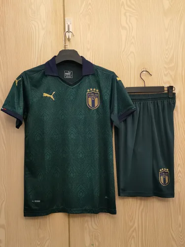 Retro 2020 Italy Third Away Adult Uniform