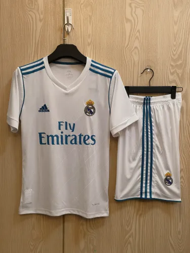 Retro 17/18 Real Madrid Home Adult Uniform