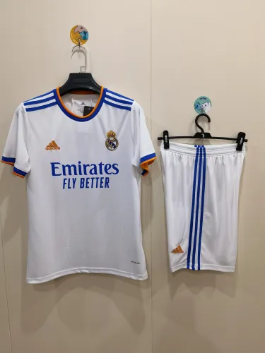 Retro 21/22 Real Madrid Home Adult Uniform