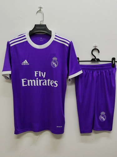 Retro 16/17 Real Madrid  Adult Uniform