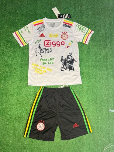 25/26 Ajax Special Edition Kids Kit