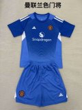 25/26 Manchester United Goalkeeper Kids Kit