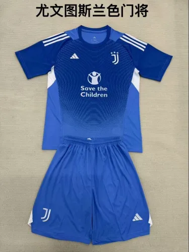 25/26 Juventus Goalkeeper Kids Kit