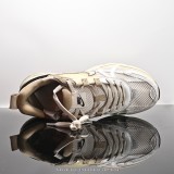 NK V2K Run Runtekk Beige