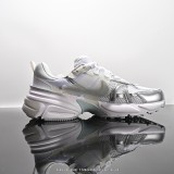NK V2K Run Runtekk WHT
