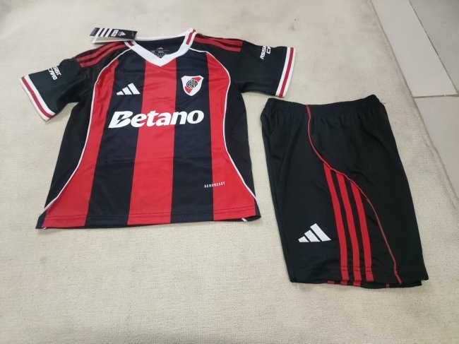 25//26 River Plate  Away Kids Kit