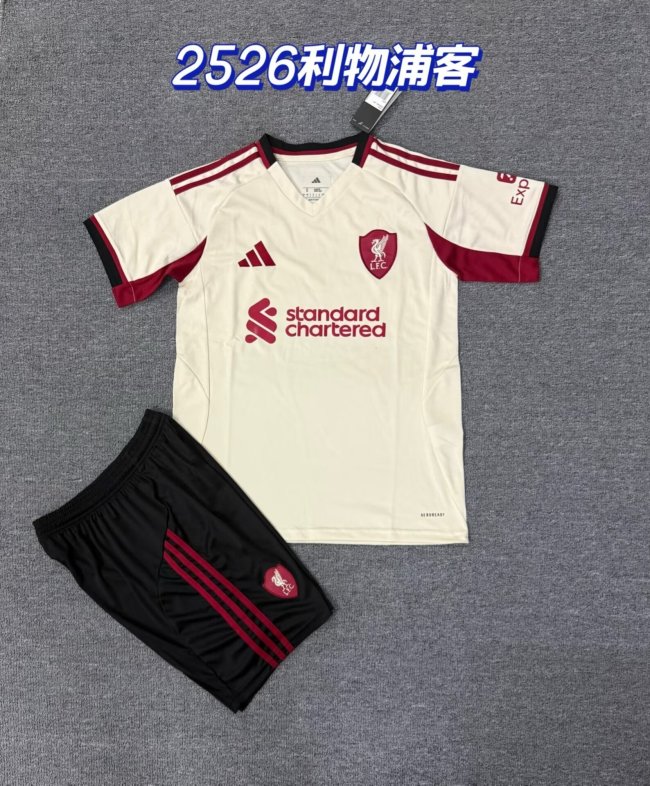 25/26 Liverpool Away Adult Uniform