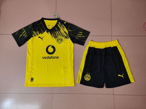 25/26 Borussia Dortmund Home Adult Uniform