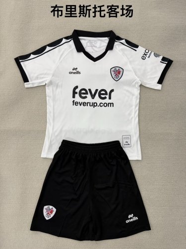 25/26 Bristol City Away   Adult Uniform