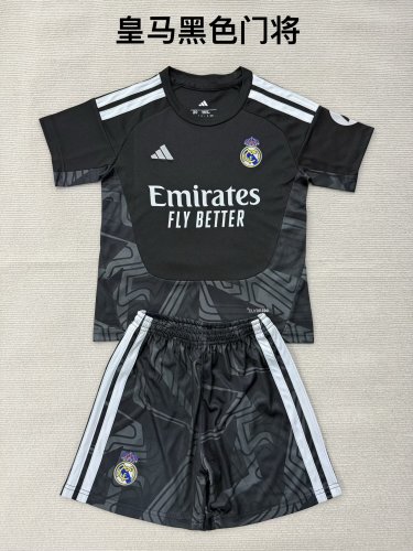 26/27 Real Madrid Goalkeeper kids kit