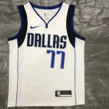 Dallas Lone Ranger 独行侠 主场白色 77号 东契奇