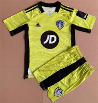 Kids kit 21-22 Leeds United (Goalkeeper) Thailand Quality