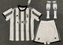 22-23 Juventus FC home Set.Jersey & Short High Quality