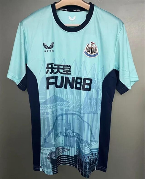 22-23 Newcastle United (Training clothes) Fans Version Thailand Quality