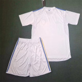 23-24 Leeds United home (BOXT)Set.Jersey & Short High Quality