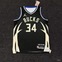 23密尔沃基雄鹿队 Milwaukee Bucks Announcement version No. 34