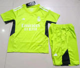 Kids kit 23-24 Real Madrid (Goalkeeper) Thailand Quality