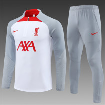 Young 22-23 Liverpool (white) Sweater tracksuit set