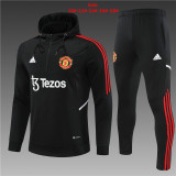 Young 22-23 Manchester United (black) Sweater and Hat Set