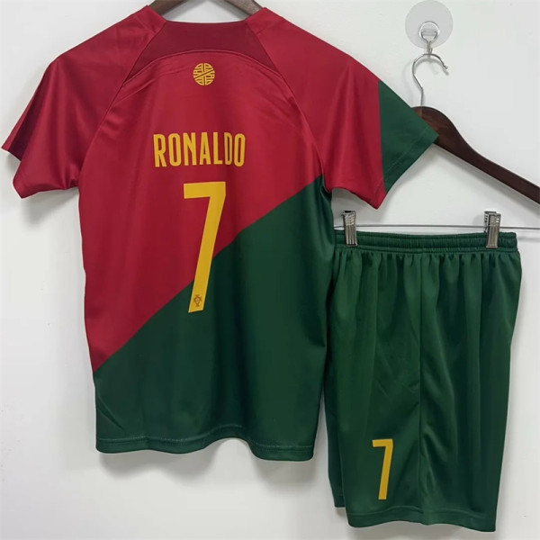 Kids kit 2022 Portugal home (RONALDO 7#) Thailand Quality