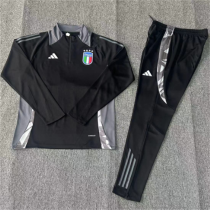 Young 24-25 Italy (black) Sweater tracksuit set
