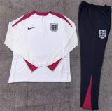 Player Version Young 24-25 England (white) Sweater tracksuit set