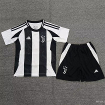 Kids kit 24-25 Juventus home Thailand Quality