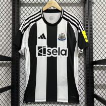 24-25 Newcastle United home Fans Version Thailand Quality