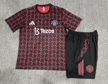 Kids kit 24-25 Manchester United (Training clothes) Thailand Quality