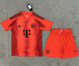24-25 Bayern München home Set.Jersey & Short High Quality