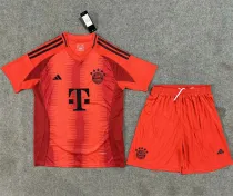 24-25 Bayern München home Set.Jersey & Short High Quality