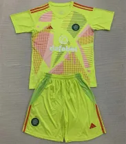 24-25 Celtic (Goalkeeper) Set.Jersey & Short High Quality
