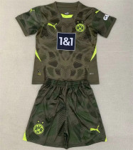 Kids kit 24-25 Borussia Dortmund (Goalkeeper) Thailand Quality