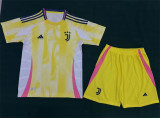 24-25 Juventus FC Away Set.Jersey & Short High Quality